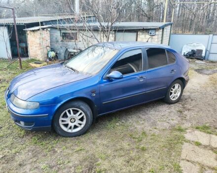 Синий Сеат Леон, объемом двигателя 1.6 л и пробегом 300 тыс. км за 3650 $, фото 3 на Automoto.ua