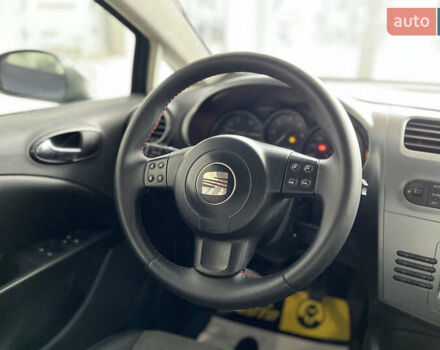 Синій Сеат Leon, об'ємом двигуна 1.98 л та пробігом 356 тис. км за 4000 $, фото 18 на Automoto.ua