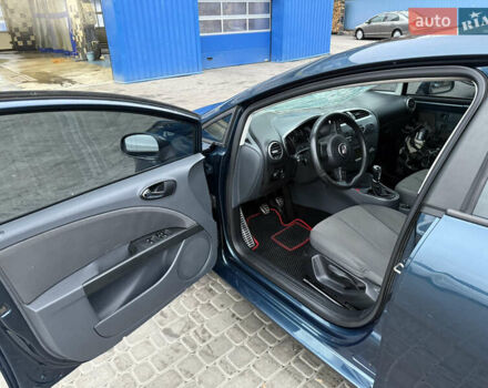 Синий Сеат Леон, объемом двигателя 1.6 л и пробегом 238 тыс. км за 2500 $, фото 12 на Automoto.ua