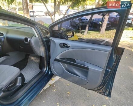 Сеат Леон 2006 в Киеве на Automoto.ua Синий Сеат Леон, объемом двигателя 2 л и пробегом 214 тыс. км за 4990 $, фото 29 на Automoto.ua