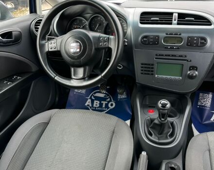 Синий Сеат Леон, объемом двигателя 1.6 л и пробегом 184 тыс. км за 4600 $, фото 6 на Automoto.ua