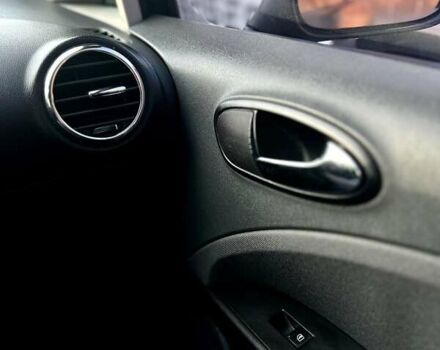 Синий Сеат Леон, объемом двигателя 1.6 л и пробегом 231 тыс. км за 3900 $, фото 19 на Automoto.ua