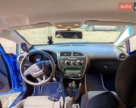 Синий Сеат Леон, объемом двигателя 1.2 л и пробегом 200 тыс. км за 7200 $, фото 6 на Automoto.ua