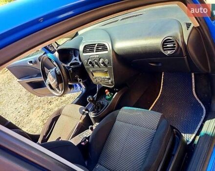 Синий Сеат Леон, объемом двигателя 1.2 л и пробегом 200 тыс. км за 7200 $, фото 7 на Automoto.ua