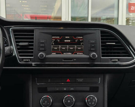 Синий Сеат Леон, объемом двигателя 1.4 л и пробегом 150 тыс. км за 9900 $, фото 13 на Automoto.ua