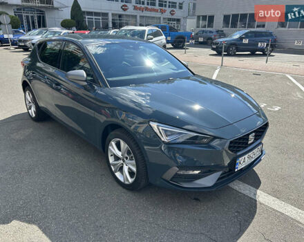 Синий Сеат Леон, объемом двигателя 1.5 л и пробегом 2 тыс. км за 31371 $, фото 2 на Automoto.ua