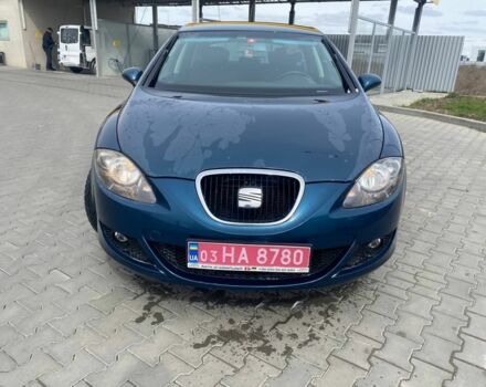 Синій Сеат Leon, об'ємом двигуна 2 л та пробігом 175 тис. км за 4400 $, фото 1 на Automoto.ua