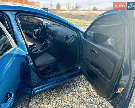Сеат Леон 2014 в Калуше на Automoto.ua Синий Сеат Леон, объемом двигателя 1.97 л и пробегом 259 тыс. км за 11750 $, фото 15 на Automoto.ua