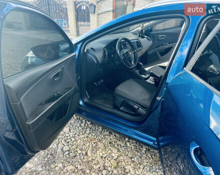 Сеат Леон 2014 в Калуше на Automoto.ua Синий Сеат Леон, объемом двигателя 1.97 л и пробегом 259 тыс. км за 11750 $, фото 11 на Automoto.ua