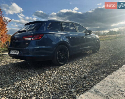 Сеат Леон 2014 в Калуше на Automoto.ua Синий Сеат Леон, объемом двигателя 1.97 л и пробегом 259 тыс. км за 11750 $, фото 8 на Automoto.ua