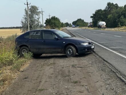 Сеат Leon 1999 у Краматорске на Automoto.ua Синій Сеат Leon, об'ємом двигуна 1.9 л та пробігом 350 тис. км за 1500 $, фото 1 на Automoto.ua