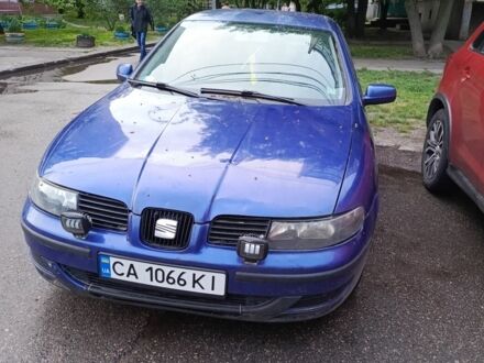 Сеат Леон 2000 в Черкассах на Automoto.ua Синий Сеат Леон, объемом двигателя 1.9 л и пробегом 358 тыс. км за 2000 $, фото 1 на Automoto.ua