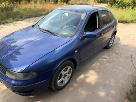 Синий Сеат Леон, объемом двигателя 1.4 л и пробегом 270 тыс. км за 2100 $, фото 1 на Automoto.ua