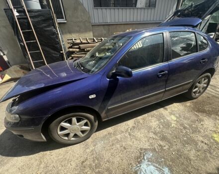 Синий Сеат Леон, объемом двигателя 0 л и пробегом 150 тыс. км за 1500 $, фото 1 на Automoto.ua