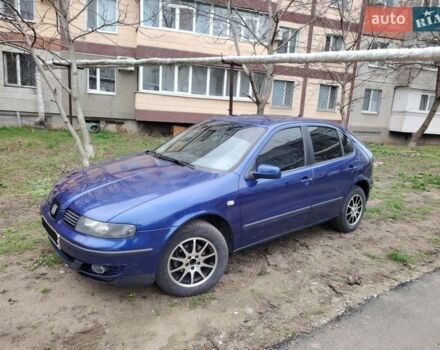Синий Сеат Леон, объемом двигателя 1.6 л и пробегом 326 тыс. км за 2800 $, фото 1 на Automoto.ua
