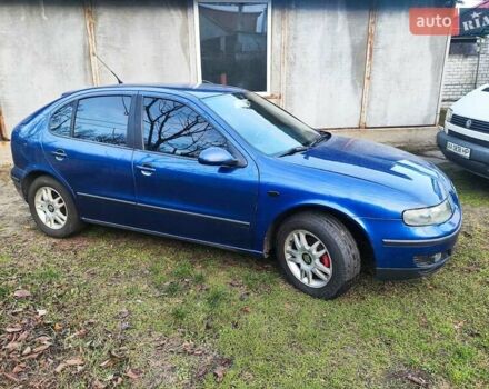 Синій Сеат Leon, об'ємом двигуна 1.6 л та пробігом 300 тис. км за 3650 $, фото 1 на Automoto.ua