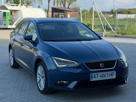 Сеат Леон 2014 в Калуше на Automoto.ua Синий Сеат Леон, объемом двигателя 1.97 л и пробегом 251 тыс. км за 10750 $, фото 1 на Automoto.ua