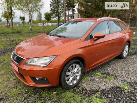 Помаранчевий Сеат Leon, об'ємом двигуна 1.6 л та пробігом 202 тис. км за 13999 $, фото 1 на Automoto.ua