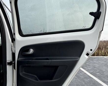 Белый Сеат Мии, объемом двигателя 0 л и пробегом 197 тыс. км за 8200 $, фото 38 на Automoto.ua