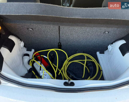 Белый Сеат Мии, объемом двигателя 0 л и пробегом 97 тыс. км за 9900 $, фото 12 на Automoto.ua