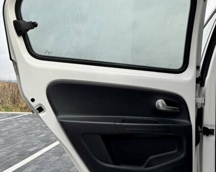 Белый Сеат Мии, объемом двигателя 0 л и пробегом 197 тыс. км за 8200 $, фото 37 на Automoto.ua