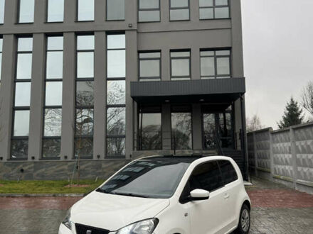 Белый Сеат Мии, объемом двигателя 1 л и пробегом 127 тыс. км за 5450 $, фото 1 на Automoto.ua