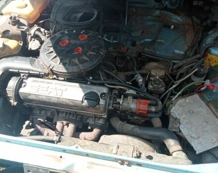 Синій Сеат Ronda, об'ємом двигуна 1.5 л та пробігом 1000 тис. км за 284 $, фото 2 на Automoto.ua