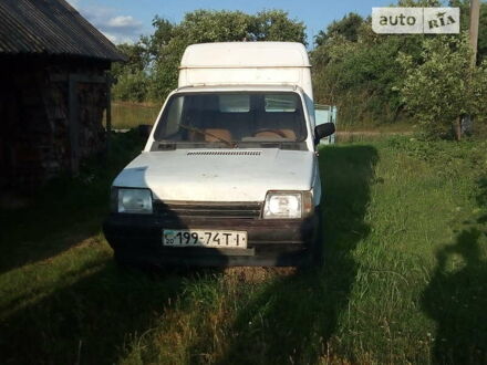 Сеат Терра 1994 в Сарнах на Automoto.ua Сеат Терра, объемом двигателя 1.4 л и пробегом 500 тыс. км за 500 $, фото 1 на Automoto.ua