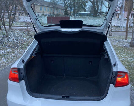 Білий Сеат Toledo, об'ємом двигуна 1.6 л та пробігом 185 тис. км за 7400 $, фото 13 на Automoto.ua