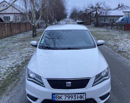 Білий Сеат Toledo, об'ємом двигуна 1.6 л та пробігом 185 тис. км за 7400 $, фото 2 на Automoto.ua