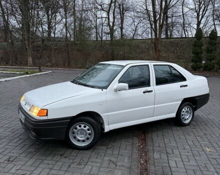 Белый Сеат Толедо, объемом двигателя 1.8 л и пробегом 300 тыс. км за 1100 $, фото 4 на Automoto.ua