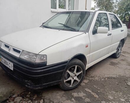 Белый Сеат Толедо, объемом двигателя 1.6 л и пробегом 400 тыс. км за 750 $, фото 1 на Automoto.ua