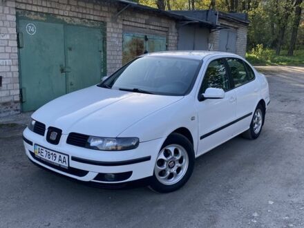 Сеат Toledo 2001 у Дніпро (Дніпропетровську) на Automoto.ua Білий Сеат Toledo, об'ємом двигуна 1.9 л та пробігом 421 тис. км за 3700 $, фото 1 на Automoto.ua