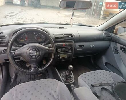 Бежевый Сеат Толедо, объемом двигателя 1.6 л и пробегом 218 тыс. км за 2999 $, фото 11 на Automoto.ua