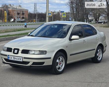 Бежевий Сеат Toledo, об'ємом двигуна 1.9 л та пробігом 250 тис. км за 3950 $, фото 6 на Automoto.ua