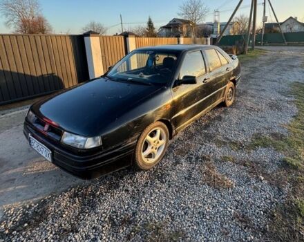 Черный Сеат Толедо, объемом двигателя 1.6 л и пробегом 150 тыс. км за 802 $, фото 1 на Automoto.ua