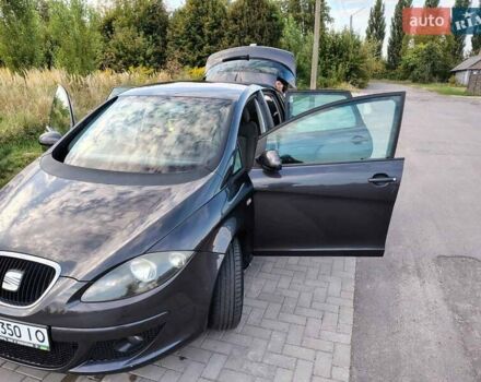 Черный Сеат Толедо, объемом двигателя 1.6 л и пробегом 253 тыс. км за 4300 $, фото 13 на Automoto.ua