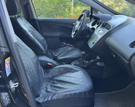 Черный Сеат Толедо, объемом двигателя 1.6 л и пробегом 300 тыс. км за 5000 $, фото 12 на Automoto.ua