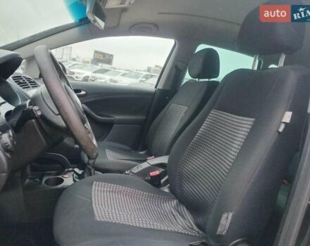 Черный Сеат Толедо, объемом двигателя 1.6 л и пробегом 305 тыс. км за 4990 $, фото 9 на Automoto.ua