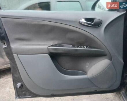 Черный Сеат Толедо, объемом двигателя 1.6 л и пробегом 305 тыс. км за 4990 $, фото 8 на Automoto.ua