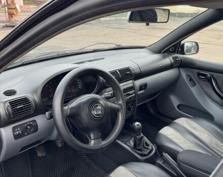 Черный Сеат Толедо, объемом двигателя 1.9 л и пробегом 370 тыс. км за 3499 $, фото 4 на Automoto.ua