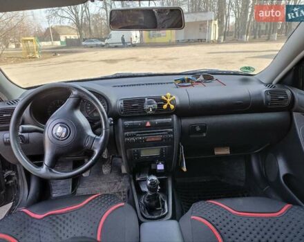 Сеат Toledo 2002 у Старокостянтинів на Automoto.ua Чорний Сеат Toledo, об'ємом двигуна 1.6 л та пробігом 299 тис. км за 4200 $, фото 7 на Automoto.ua