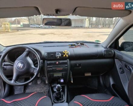 Сеат Toledo 2002 у Старокостянтинів на Automoto.ua Чорний Сеат Toledo, об'ємом двигуна 1.6 л та пробігом 299 тис. км за 4200 $, фото 6 на Automoto.ua