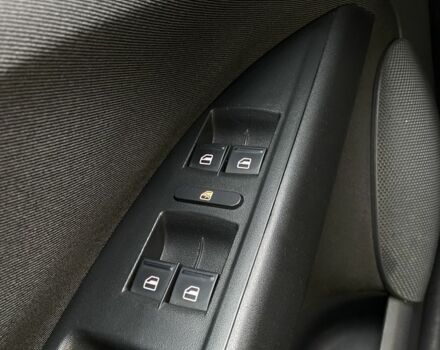 Черный Сеат Толедо, объемом двигателя 1.6 л и пробегом 138 тыс. км за 6500 $, фото 18 на Automoto.ua