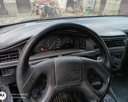 Черный Сеат Толедо, объемом двигателя 1.5 л и пробегом 250 тыс. км за 1350 $, фото 5 на Automoto.ua