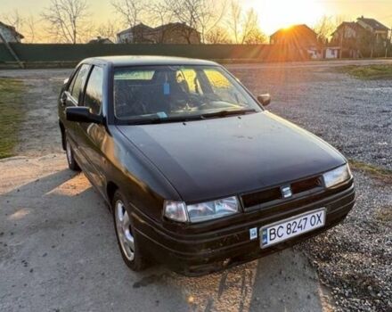 Черный Сеат Толедо, объемом двигателя 1.6 л и пробегом 150 тыс. км за 802 $, фото 1 на Automoto.ua