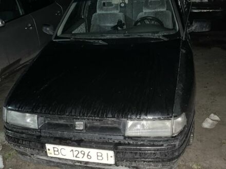 Черный Сеат Толедо, объемом двигателя 1.8 л и пробегом 312 тыс. км за 1000 $, фото 1 на Automoto.ua