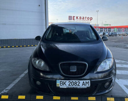 Черный Сеат Толедо, объемом двигателя 1.6 л и пробегом 300 тыс. км за 5000 $, фото 1 на Automoto.ua
