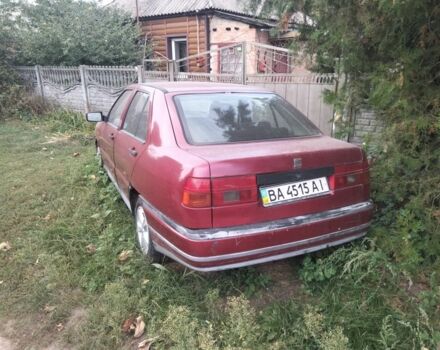 Красный Сеат Толедо, объемом двигателя 1.6 л и пробегом 380 тыс. км за 600 $, фото 3 на Automoto.ua