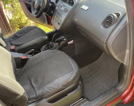 Красный Сеат Толедо, объемом двигателя 1.6 л и пробегом 195 тыс. км за 5200 $, фото 11 на Automoto.ua